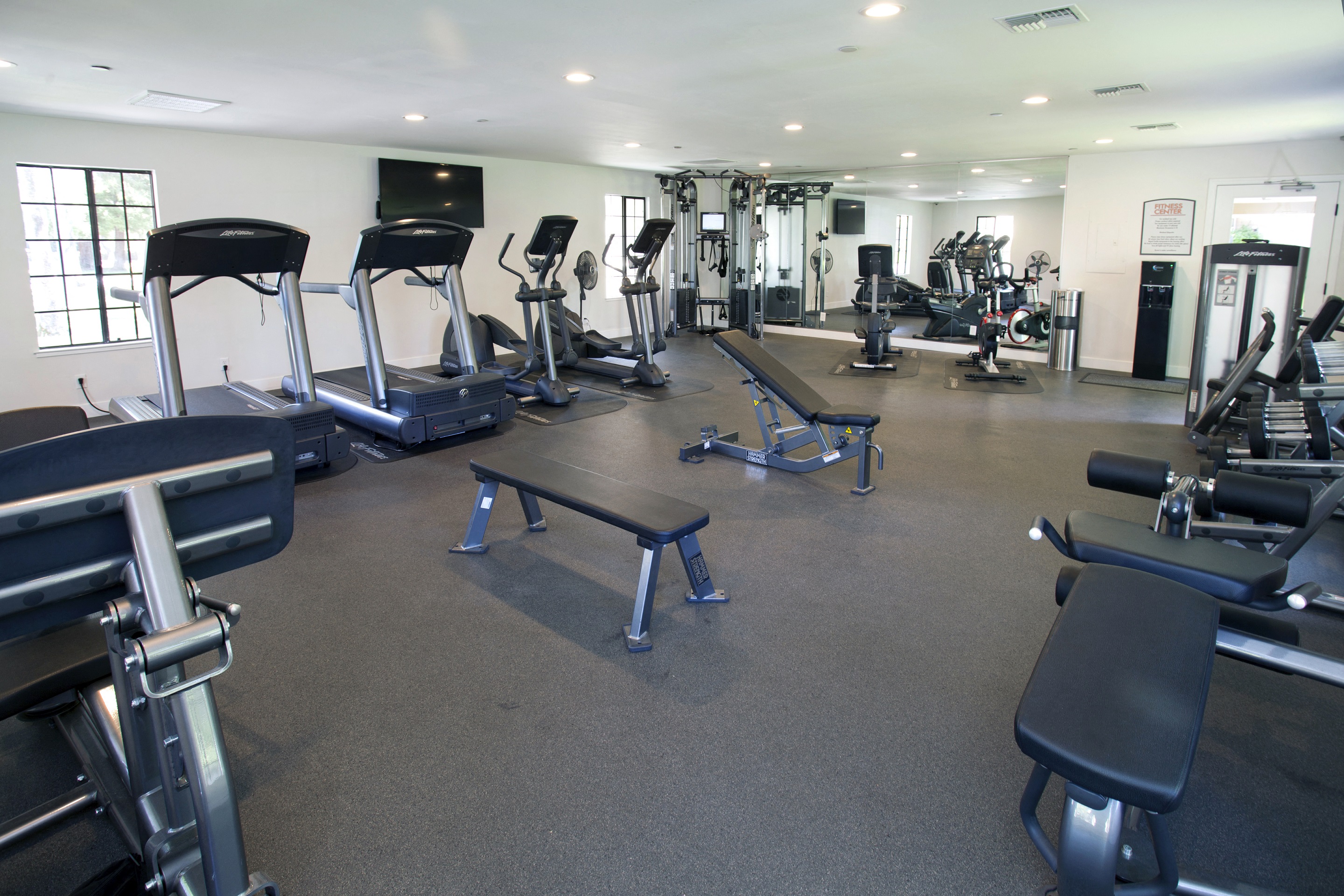 Club Pacifica Apartments photo 5